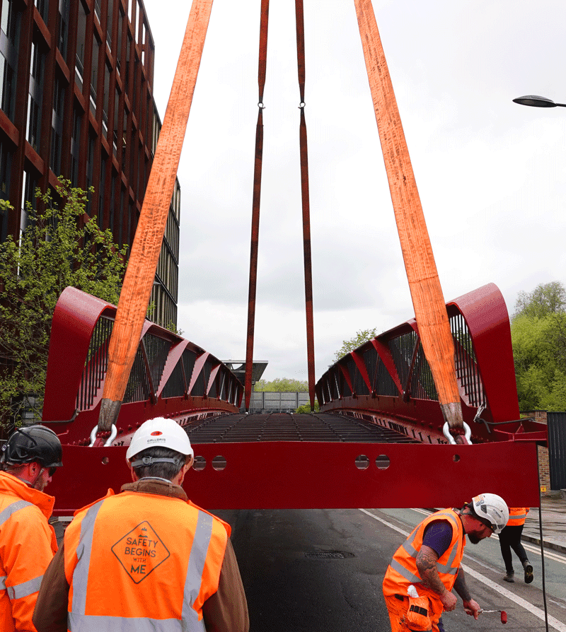 King's Cross Bridge - image 5